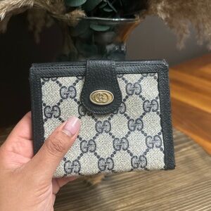 Authentic Gucci GG navy compact wallet